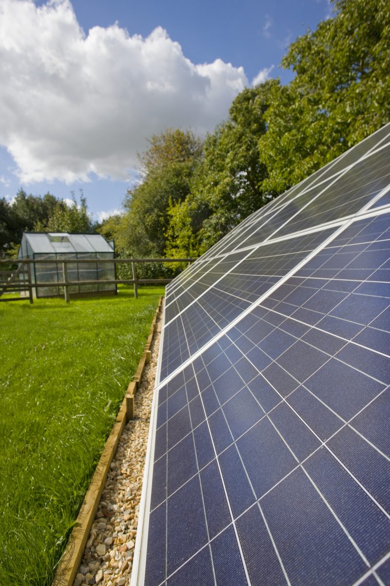 large-solar-panels-2026-01-11-08-03-48-utc